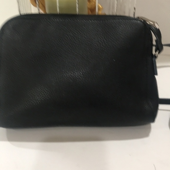 LODIS Black leather cross body bag adjustable strap 7high x 9wide - Picture 3 of 6